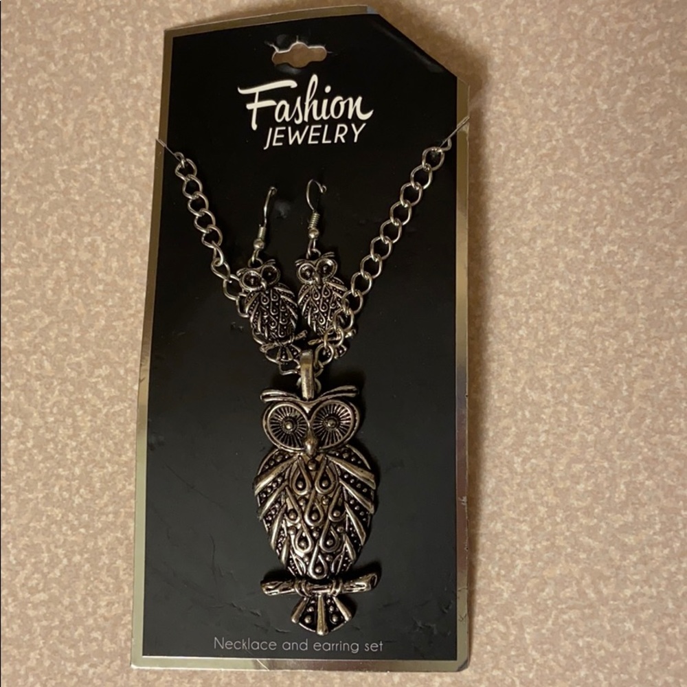 SOLD Owl Collectibles